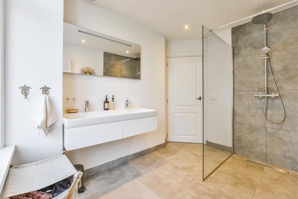 rengøring middelfart privatrengøring badeværelse toilet bolig